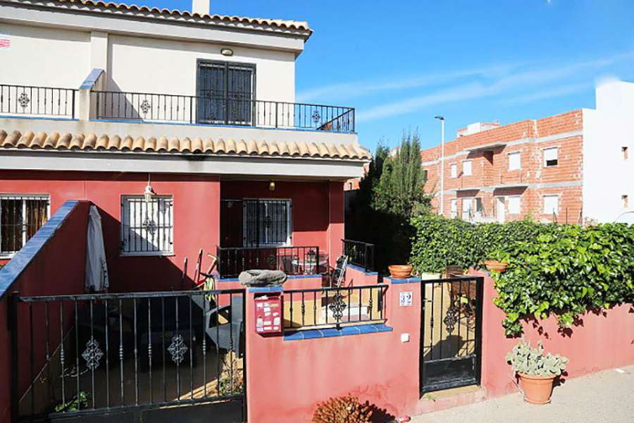 Venta - Bungalow - Chalet - adosado - A-TORREVIEJA - Aguas Nuevas