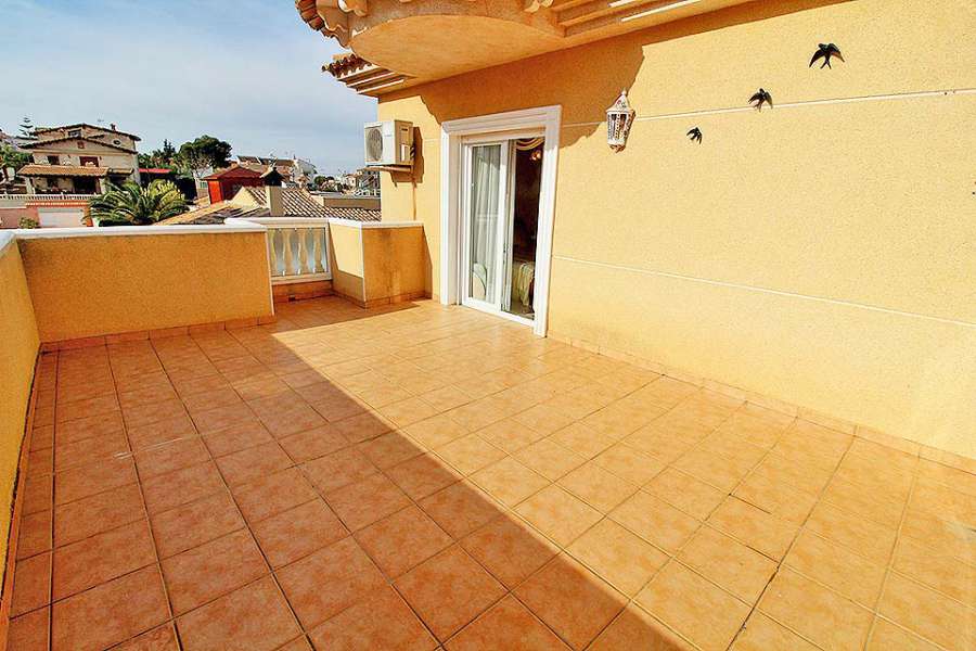 Venta - Chalet - Villa - A-TORREVIEJA - Los Balcones