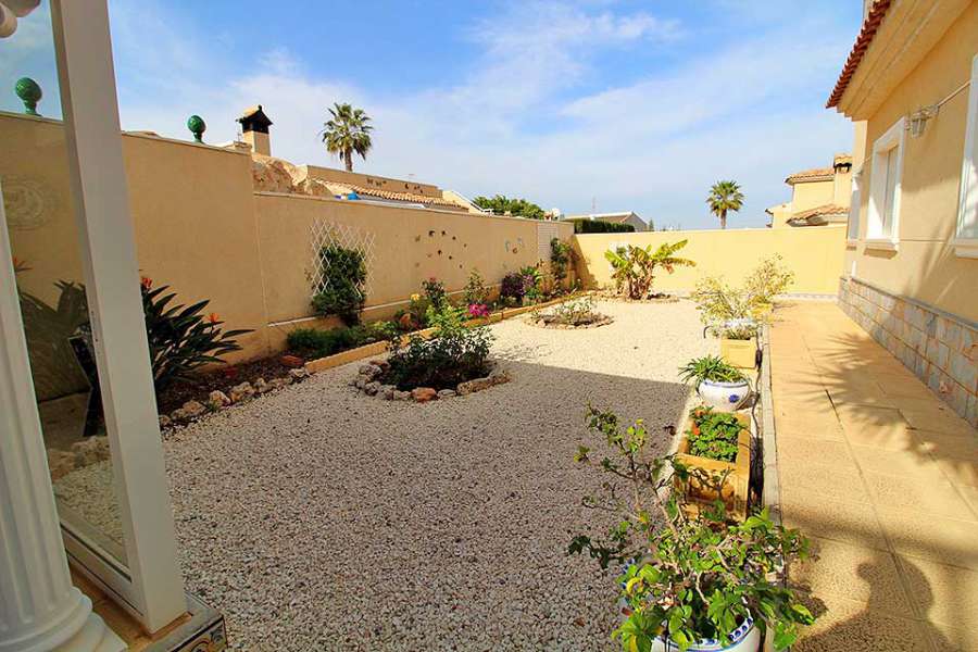 Venta - Chalet - Villa - A-TORREVIEJA - Los Balcones