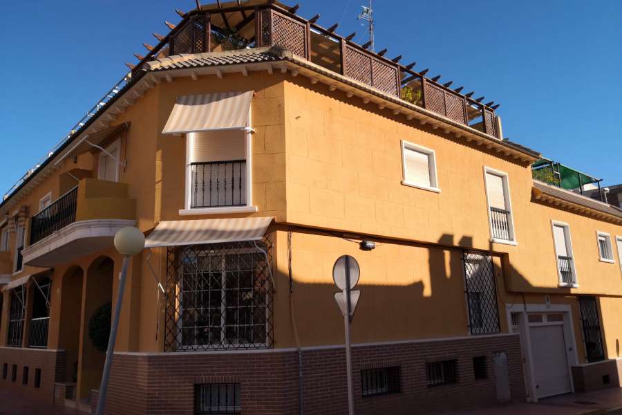 Продажа - Бунгало/Taунхаус - A-GUARDAMAR DEL SEGURA - Cervantes-Playa