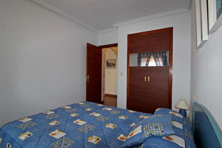 Venta - Bungalow - Chalet - adosado - A-TORREVIEJA - Aguas Nuevas