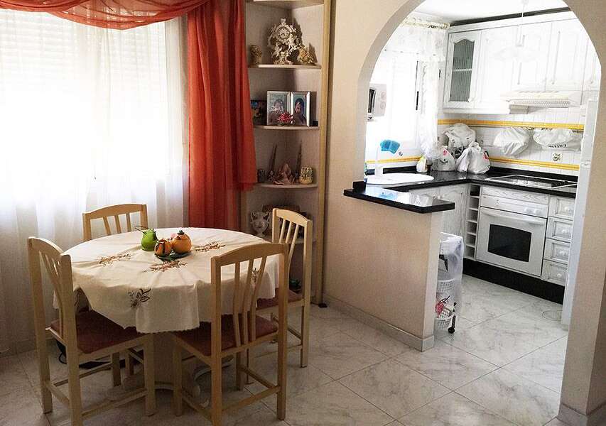 Venta - Bungalow - Chalet - adosado - A-TORREVIEJA - Aguas Nuevas