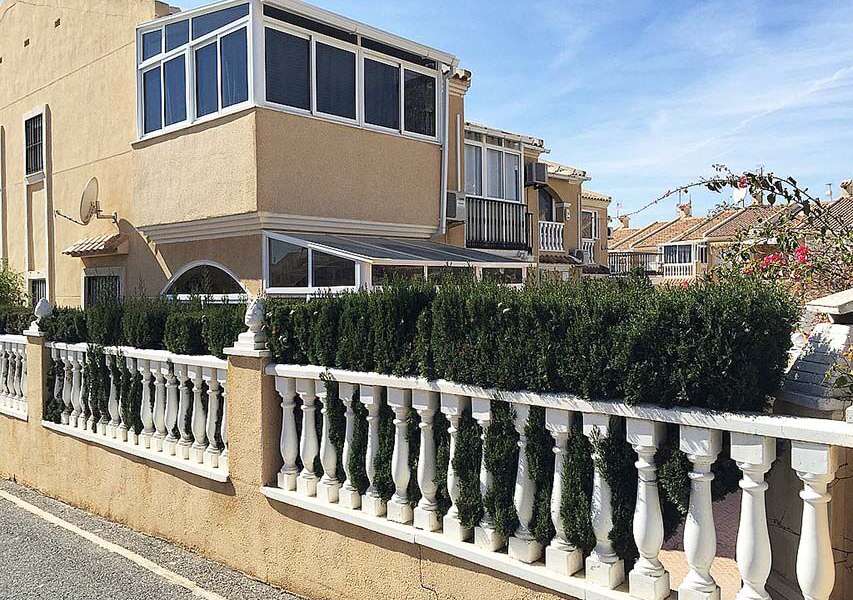 Venta - Bungalow - Chalet - adosado - A-TORREVIEJA - Aguas Nuevas