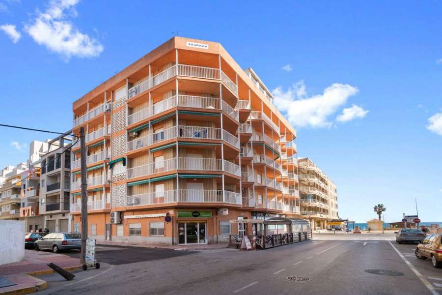 Sale - Apartment - La Mata