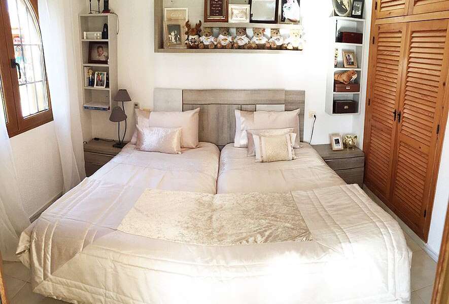 Venta - Chalet - Villa - A-TORREVIEJA - La Siesta