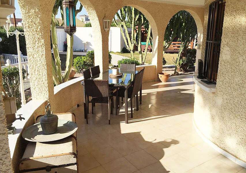 Venta - Chalet - Villa - A-TORREVIEJA - La Siesta