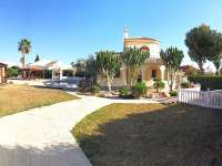 Venta - Chalet - Villa - A-TORREVIEJA - La Siesta
