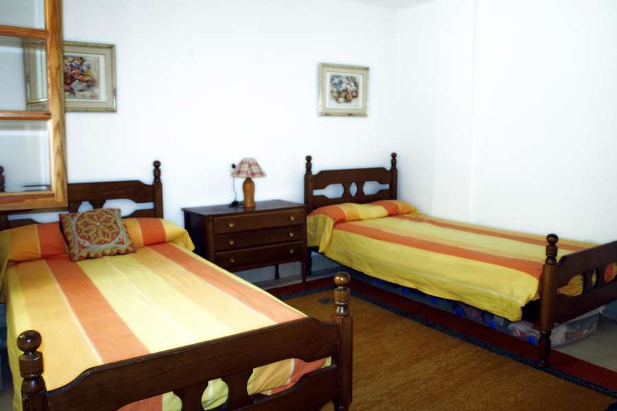 Venta - Bungalow - Chalet - adosado - A-GUARDAMAR DEL SEGURA - Sur (rotonda entrada)