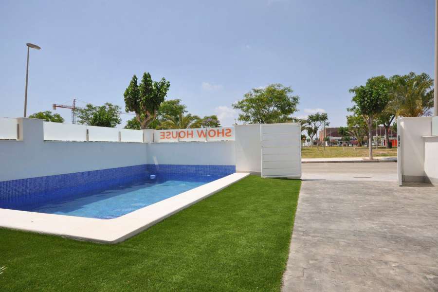 Venta - Chalet - Villa - PILAR DE LA HORADADA - Pilar de la Horadada