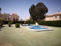 Venta - Bungalow - Chalet - adosado - A-GUARDAMAR DEL SEGURA - Sur (rotonda entrada)