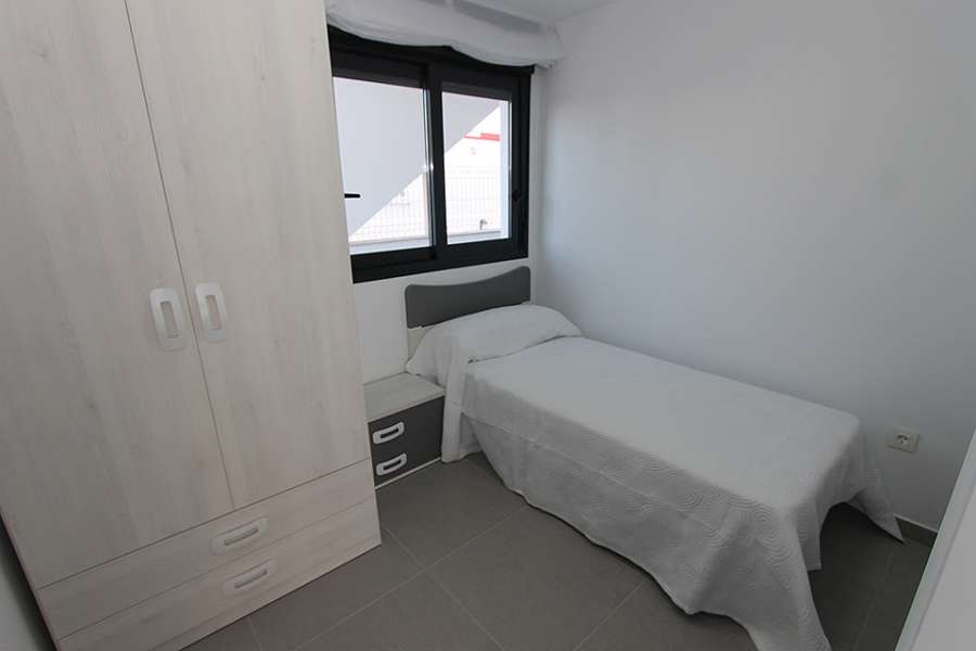 Venta - Piso - apartamento - A-GUARDAMAR DEL SEGURA - Sur (rotonda entrada)