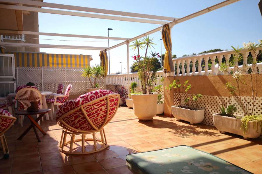 Venta - Planta Baja - A-GUARDAMAR DEL SEGURA - Sur (rotonda entrada)