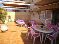 Venta - Planta Baja - A-GUARDAMAR DEL SEGURA - Sur (rotonda entrada)