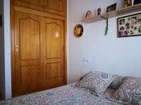 Venta - Planta Baja - A-GUARDAMAR DEL SEGURA - Sur (rotonda entrada)