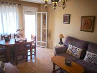 Venta - Planta Baja - A-GUARDAMAR DEL SEGURA - Sur (rotonda entrada)