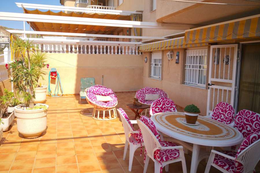 Venta - Planta Baja - A-GUARDAMAR DEL SEGURA - Sur (rotonda entrada)