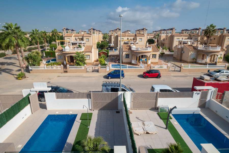 Venta - Chalet - Villa - A-GUARDAMAR DEL SEGURA - Oeste (Eden-Raso)