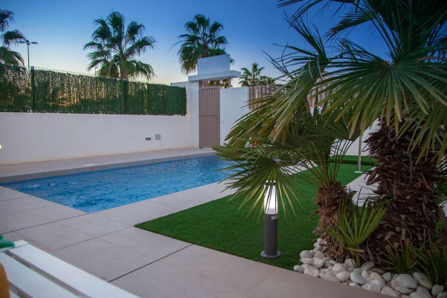 Venta - Chalet - Villa - A-GUARDAMAR DEL SEGURA - Oeste (Eden-Raso)