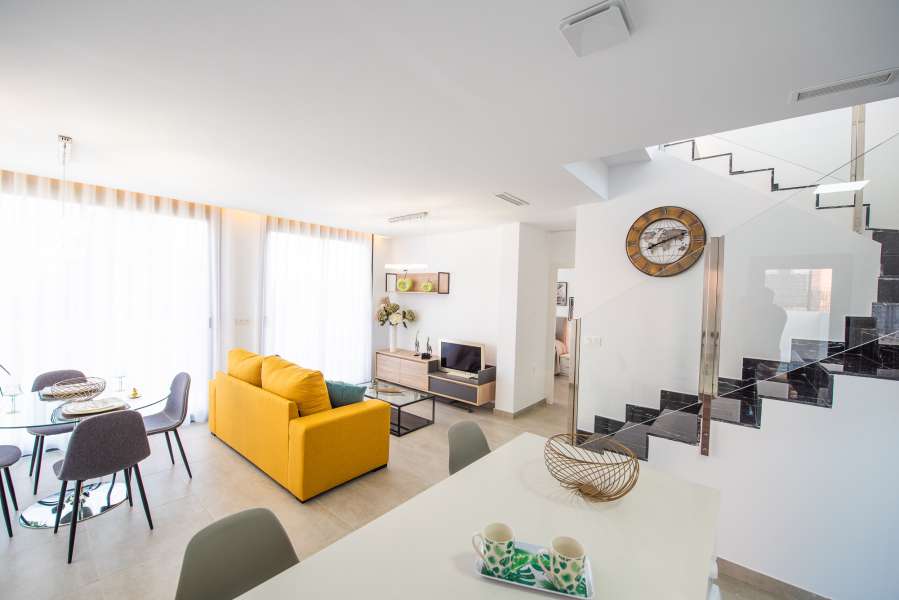 Venta - Bungalow - Chalet - adosado - Montesinos