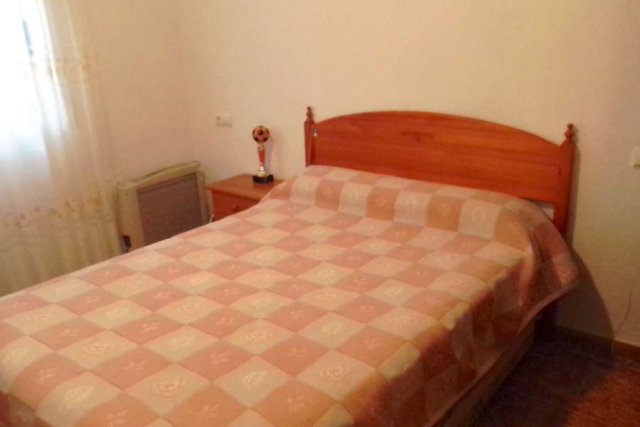 Venta - Bungalow - Chalet - adosado - A-GUARDAMAR DEL SEGURA - Oeste (Eden-Raso)