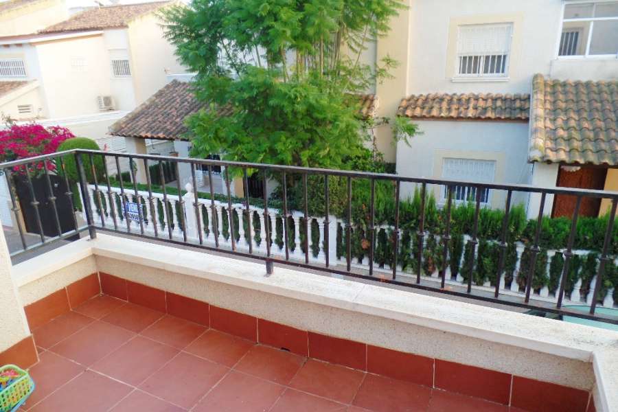 Venta - Bungalow - Chalet - adosado - A-GUARDAMAR DEL SEGURA - Oeste (Eden-Raso)