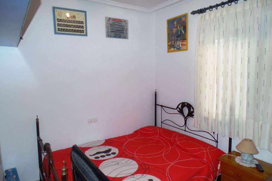 Venta - Bungalow - Chalet - adosado - A-GUARDAMAR DEL SEGURA - Oeste (Eden-Raso)