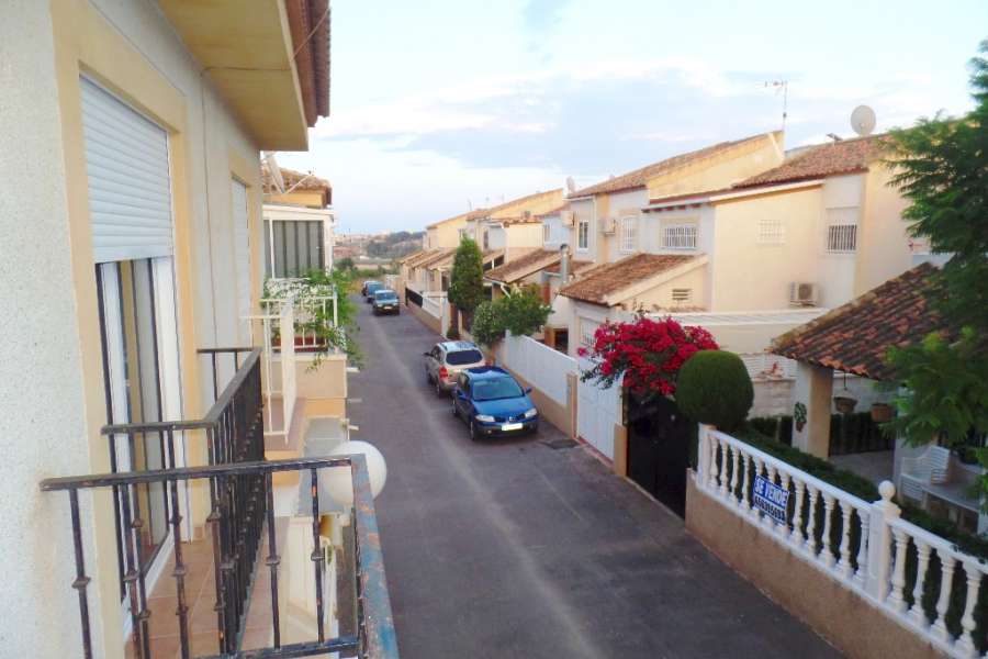 Venta - Bungalow - Chalet - adosado - A-GUARDAMAR DEL SEGURA - Oeste (Eden-Raso)