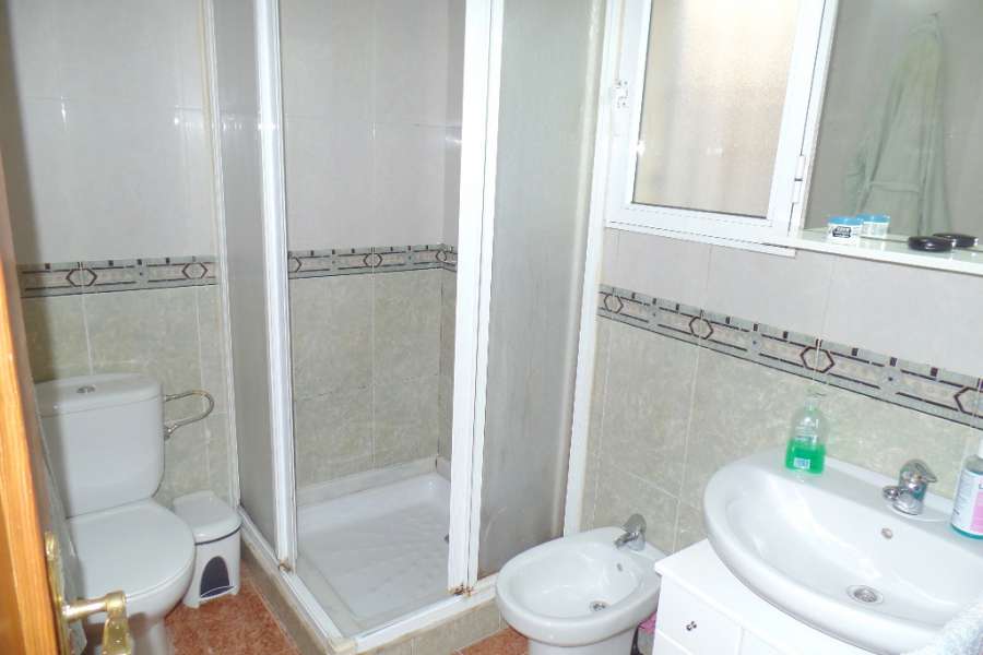 Venta - Bungalow - Chalet - adosado - A-GUARDAMAR DEL SEGURA - Oeste (Eden-Raso)