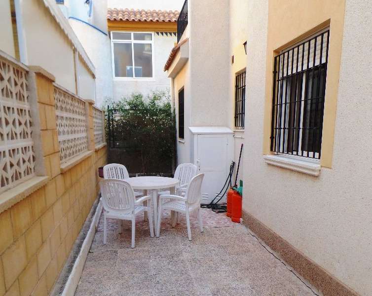 Venta - Bungalow - Chalet - adosado - A-GUARDAMAR DEL SEGURA - Oeste (Eden-Raso)