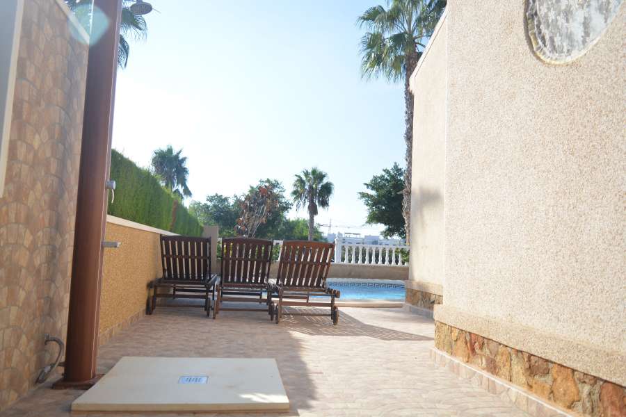 Venta - Chalet - Villa - A-GUARDAMAR DEL SEGURA - Oeste (Eden-Raso)