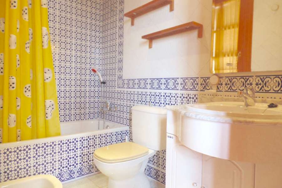 Venta - Chalet - Villa - A-GUARDAMAR DEL SEGURA - Pueblo 