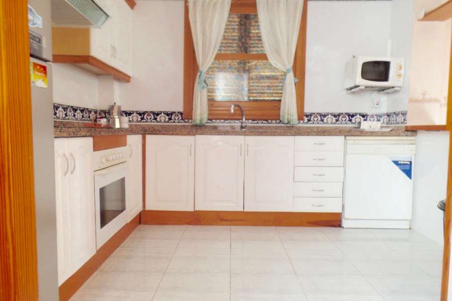 Venta - Chalet - Villa - A-GUARDAMAR DEL SEGURA - Pueblo 