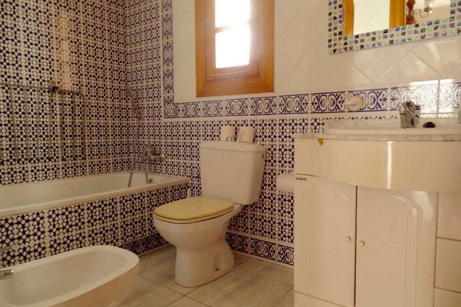 Venta - Chalet - Villa - A-GUARDAMAR DEL SEGURA - Pueblo 