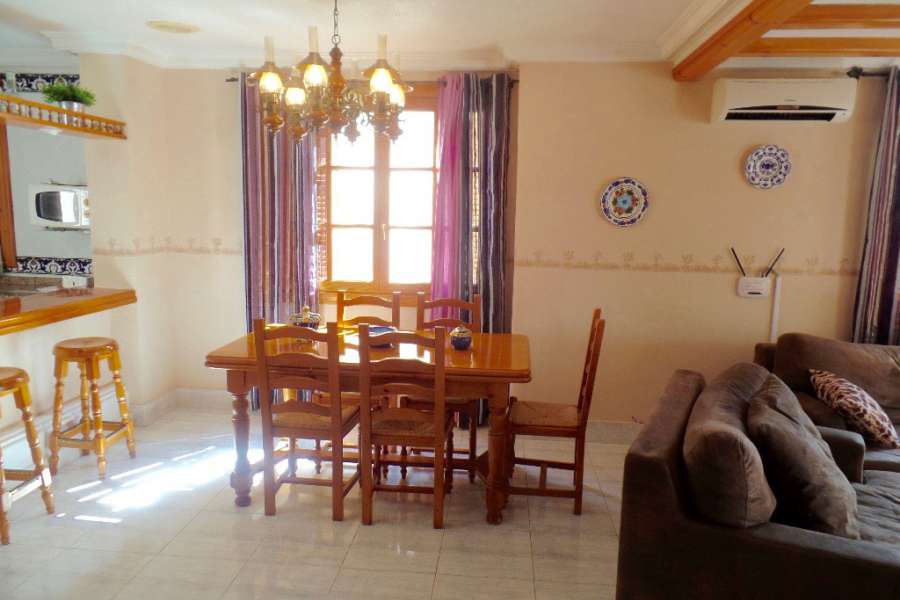 Venta - Chalet - Villa - A-GUARDAMAR DEL SEGURA - Pueblo 