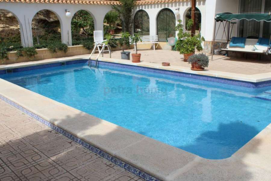 Venta - Chalet - Villa - A-TORREVIEJA - Los Balcones