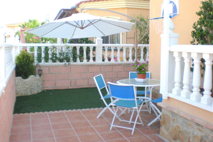 Sale - Bungalow - Chalet - adosado - Almoradi
