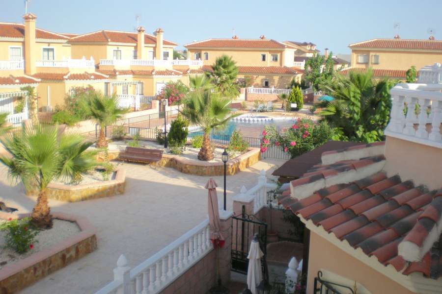 Sale - Bungalow - Chalet - adosado - Almoradi