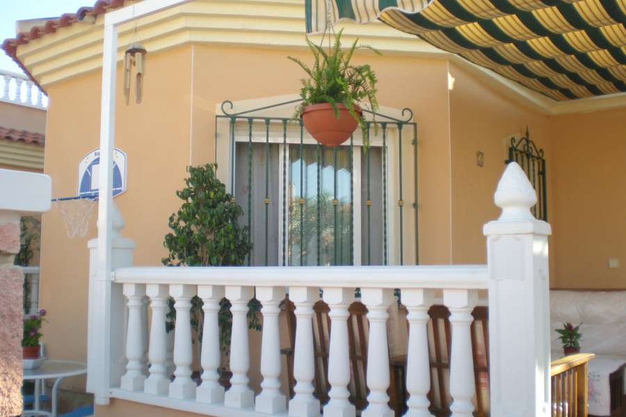 Sale - Bungalow - Chalet - adosado - Almoradi