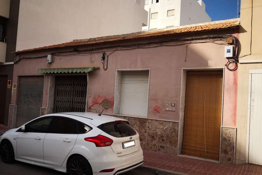 Venta - Planta Baja - A-GUARDAMAR DEL SEGURA - Pueblo 