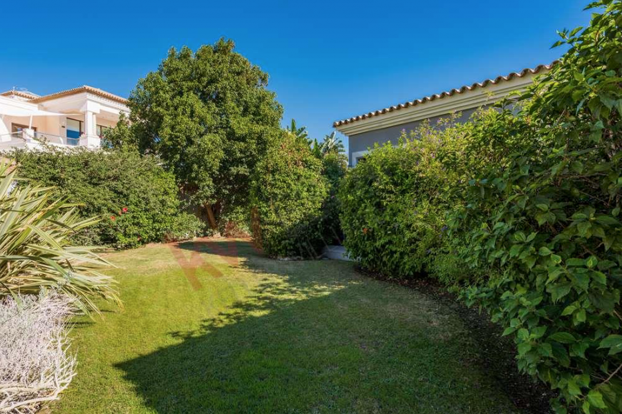 Venta - Chalet - Villa - Manilva
