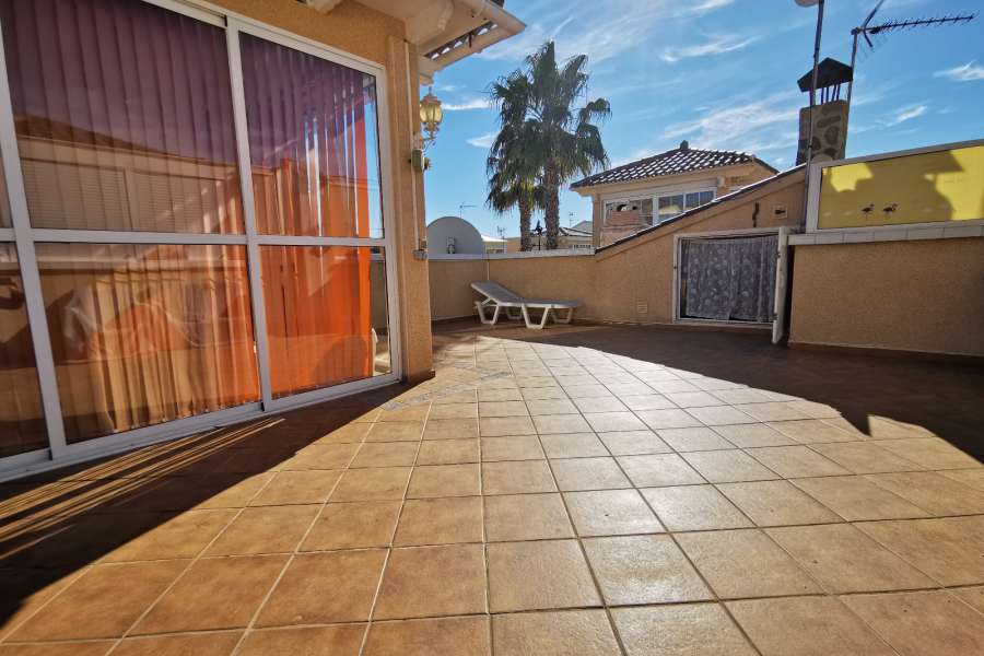 Продажа - Бунгало/Taунхаус - A-GUARDAMAR DEL SEGURA - Sur (rotonda entrada)