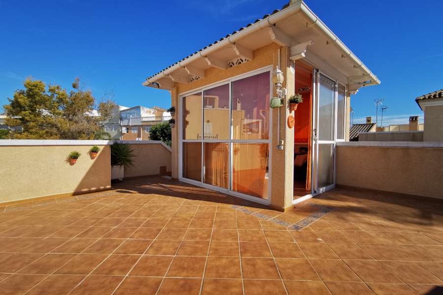 Продажа - Бунгало/Taунхаус - A-GUARDAMAR DEL SEGURA - Sur (rotonda entrada)