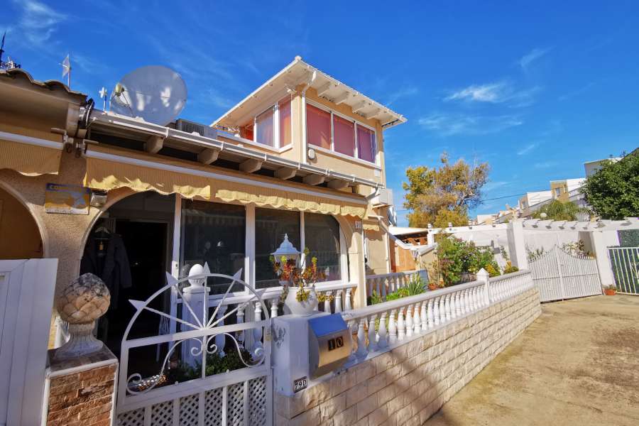 Продажа - Бунгало/Taунхаус - A-GUARDAMAR DEL SEGURA - Sur (rotonda entrada)