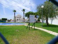 Venta - Bungalow - Chalet - adosado - La Marina - Urbanizaciones