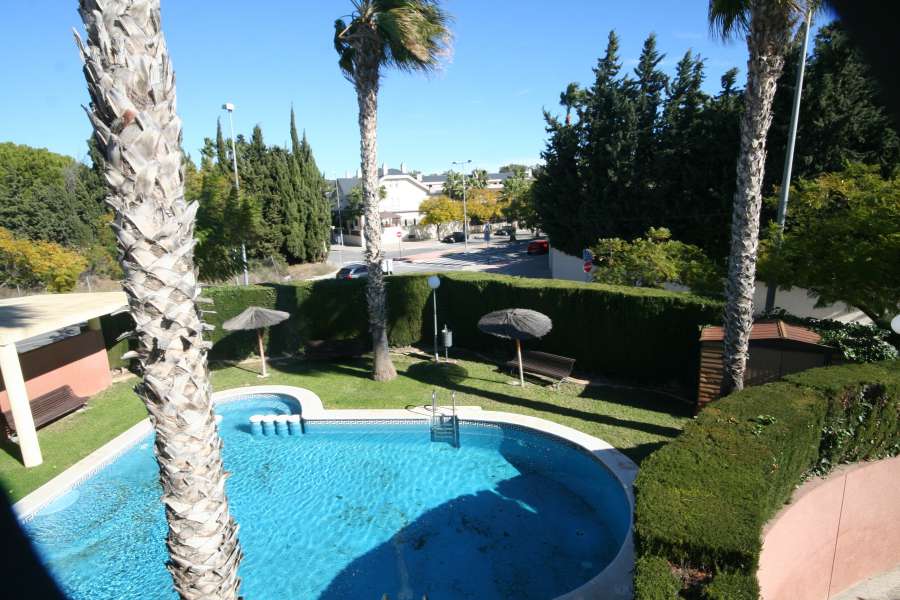Venta - Bungalow - Chalet - adosado - A-ALICANTE CAPITAL - SAN JUAN PLAYA-GOLF ALICANTE