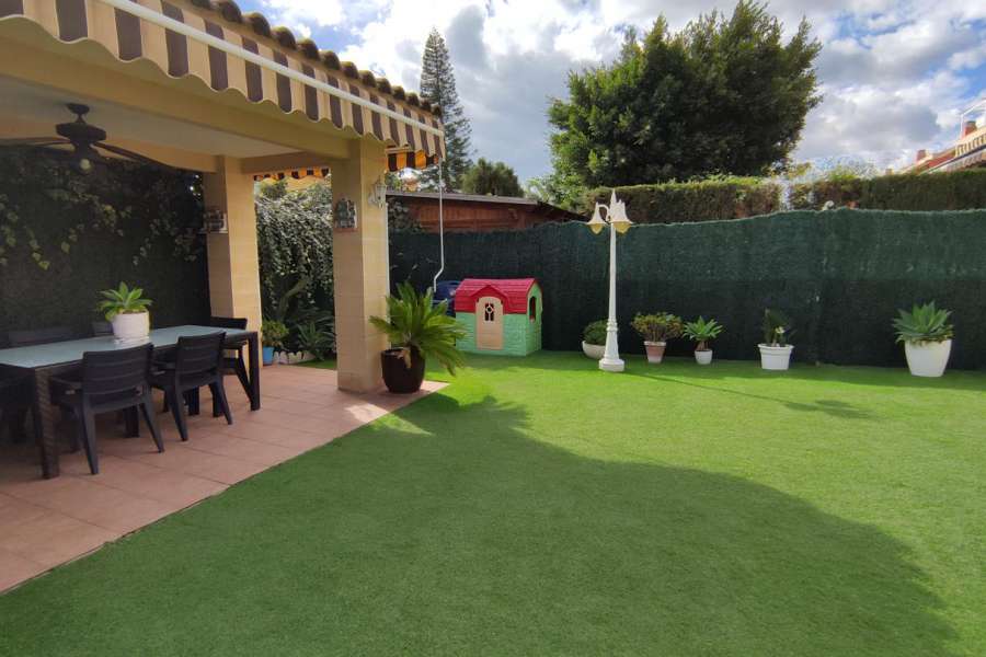 Venta - Bungalow - Chalet - adosado - A-ALICANTE CAPITAL - SAN JUAN PLAYA-GOLF ALICANTE