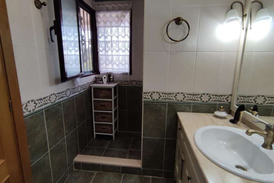 Venta - Bungalow - Chalet - adosado - A-ALICANTE CAPITAL - SAN JUAN PLAYA-GOLF ALICANTE