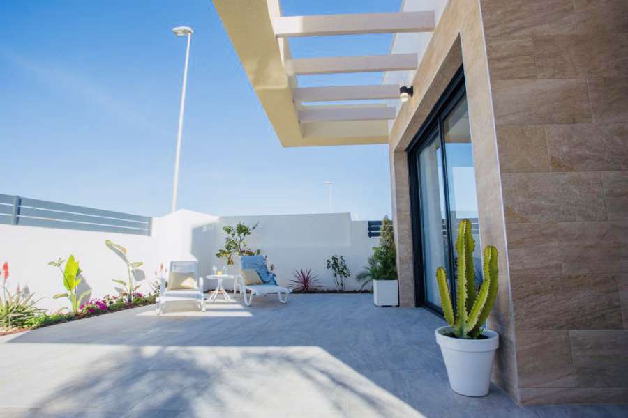 Venta - Bungalow - Chalet - adosado - Montesinos