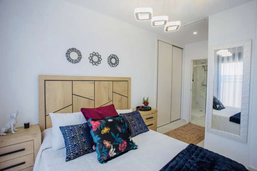 Venta - Bungalow - Chalet - adosado - Montesinos