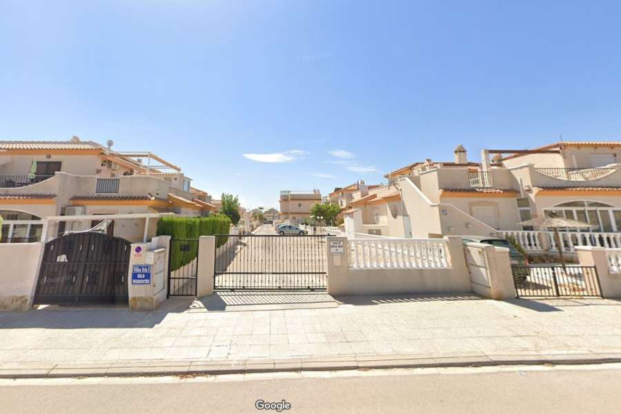 Venta - Bungalow - Chalet - adosado - A-ORIHUELA COSTA - COSTA Playa Flamenca